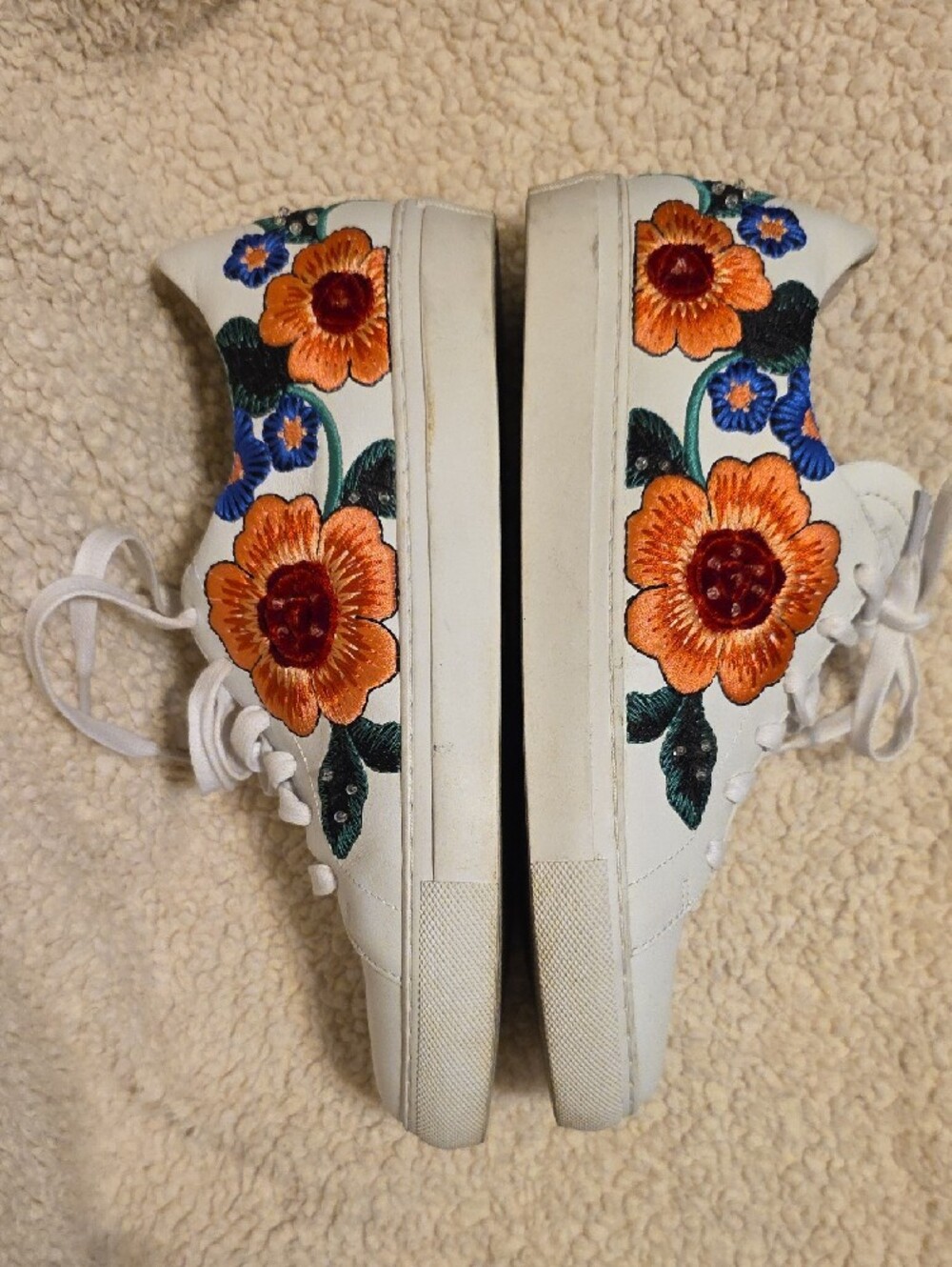 Skechers White Leather Floral Embroidered Sneakers Air-Cooled Memory Foam 8 - Picture 6 of 8